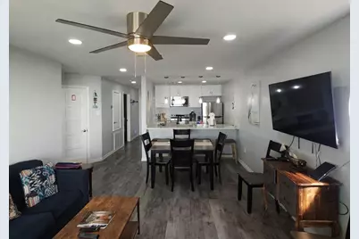 7600 Seawall Blvd #214, Galveston, TX 77551 - Photo 16