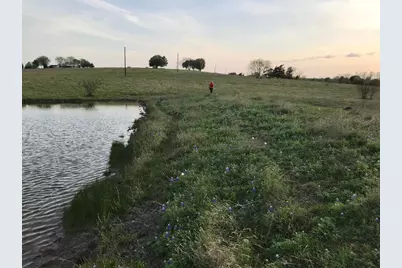 5796 Hurtig Road, Bleiblerville, TX 78931 - Photo 12