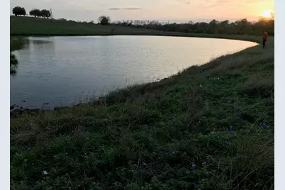 5796 Hurtig Road, Bleiblerville, TX 78931 - Photo 14