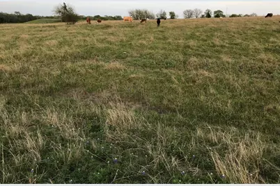 5796 Hurtig Road, Bleiblerville, TX 78931 - Photo 18