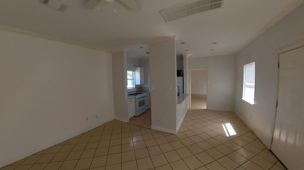 5508 Texas St, Houston, TX 77011-4377