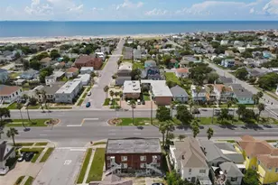 1108 Broadway St, Galveston, TX 77550 - Photo 6