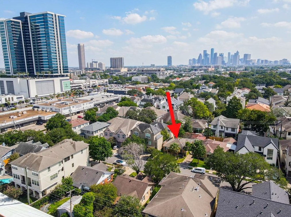 1517 Mcduffie, Houston TX  77019-5309 exterior