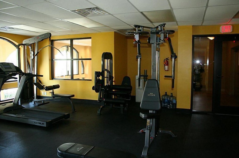 2203 Dorrington St, Houston TX 77030-3277 exterior