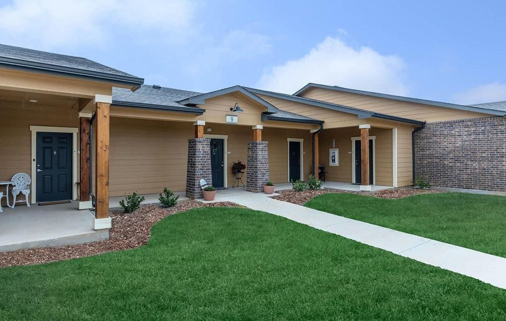 227 Buchanan Rd, Decatur, TX 76324