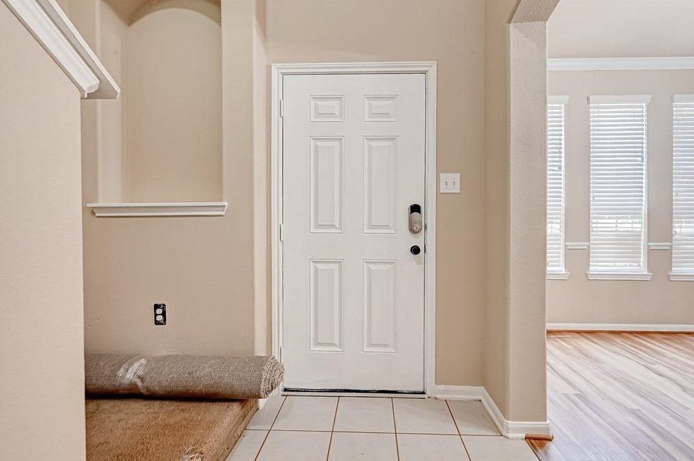 960 Oak Glen Dr, Conroe, TX 77378