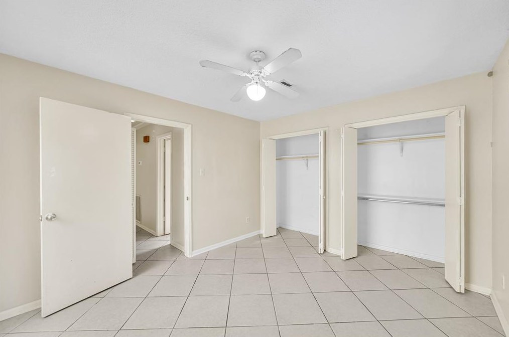 11111 Bandlon Dr, Houston TX  77072-1908 exterior
