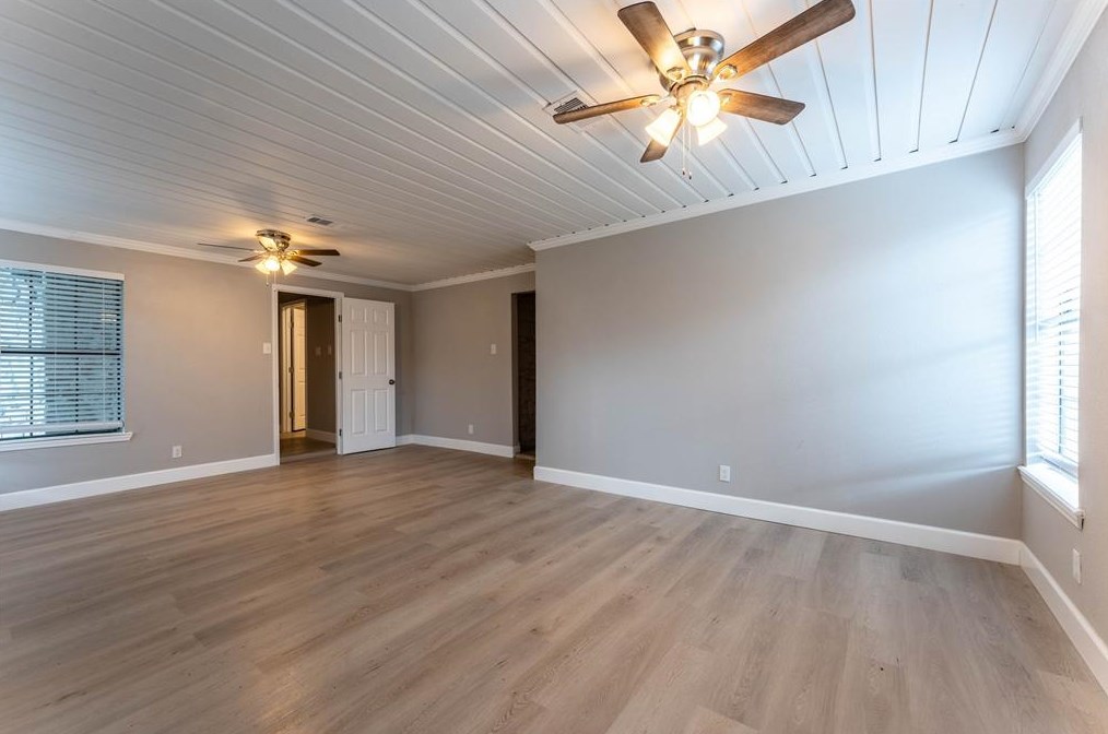 547 Shelby St, Richwood, TX 77531-3624