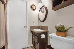 212 Woodcrest Dr, Brookeland, TX 75931 - Photo 20