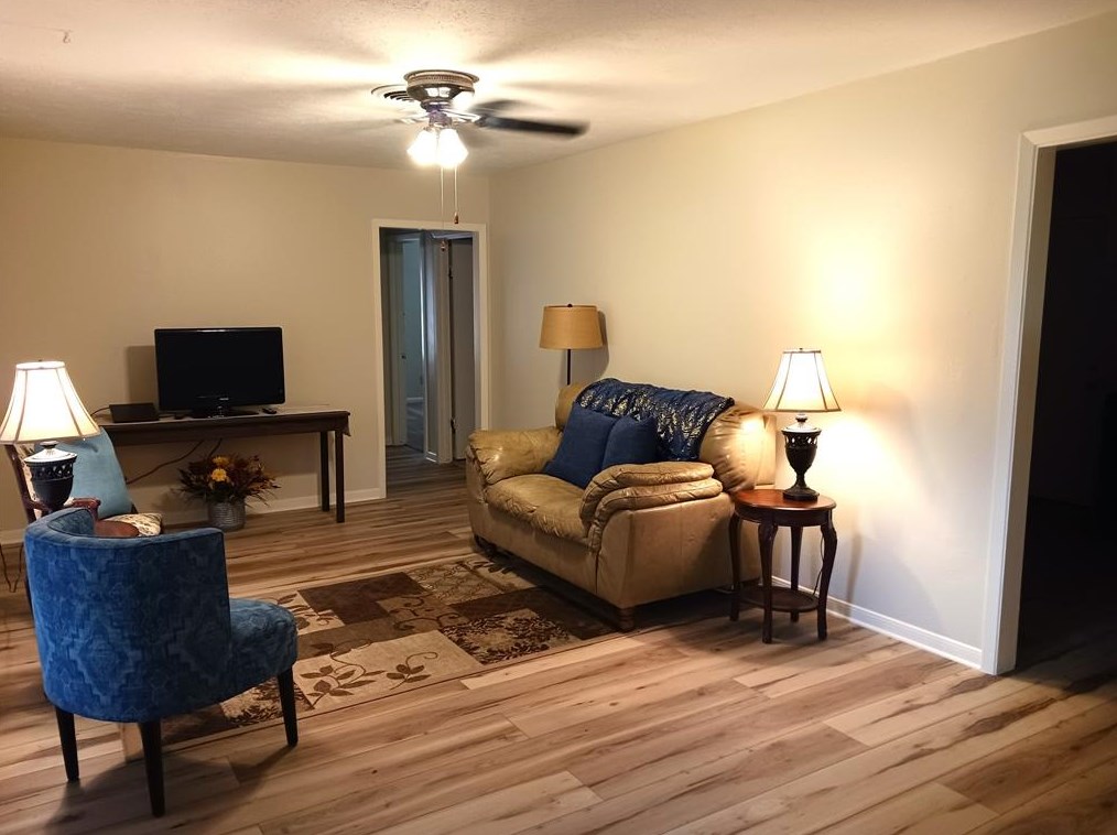 222 Linda St, Deer Park, TX 77536