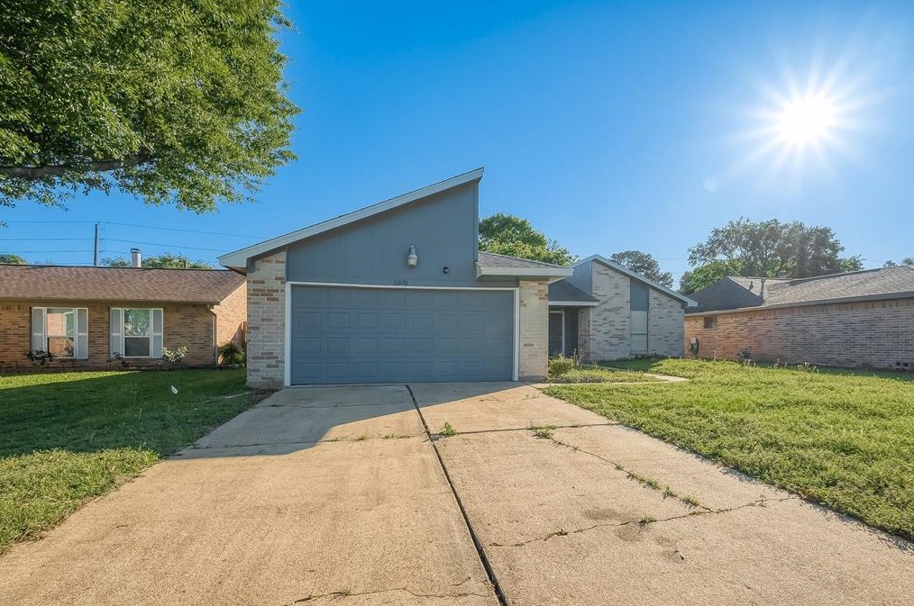 11030 Lazy Meadows Dr, Houston, TX 77064-4236