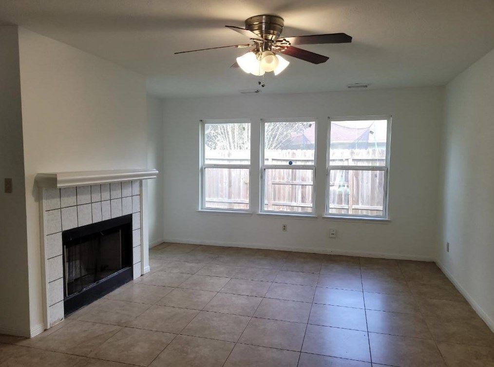 9010 Crescent Moon Dr, Houston, TX 77064