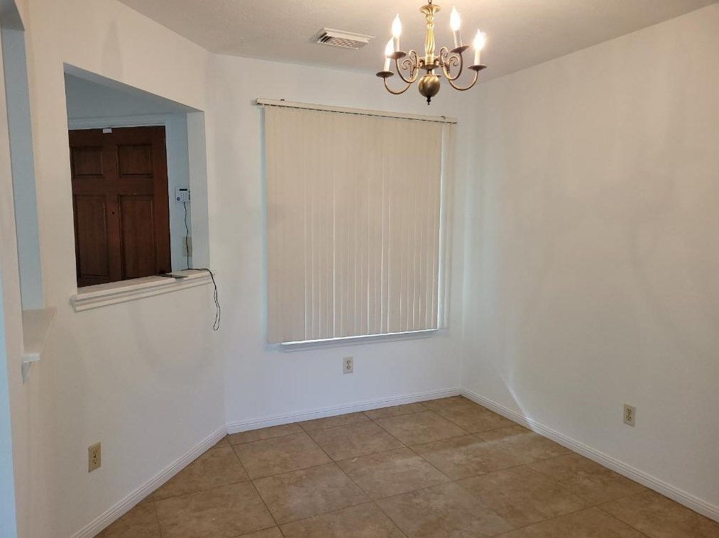 9010 Crescent Moon Dr, Houston TX  77064-4825 exterior