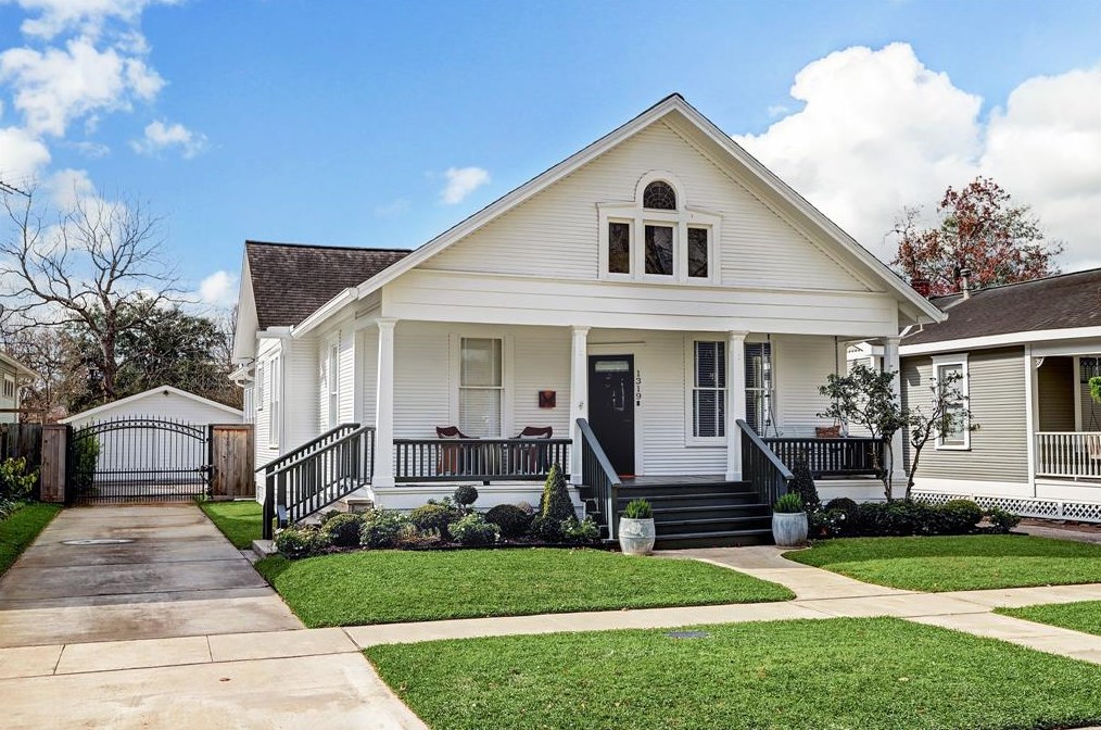 1319 Harvard St, Houston, TX 77008