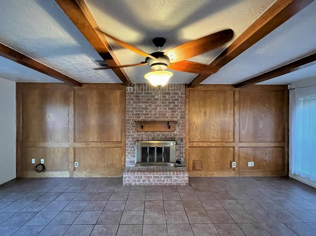 15414 Woodhorn Dr, Houston TX  77062-3213 exterior