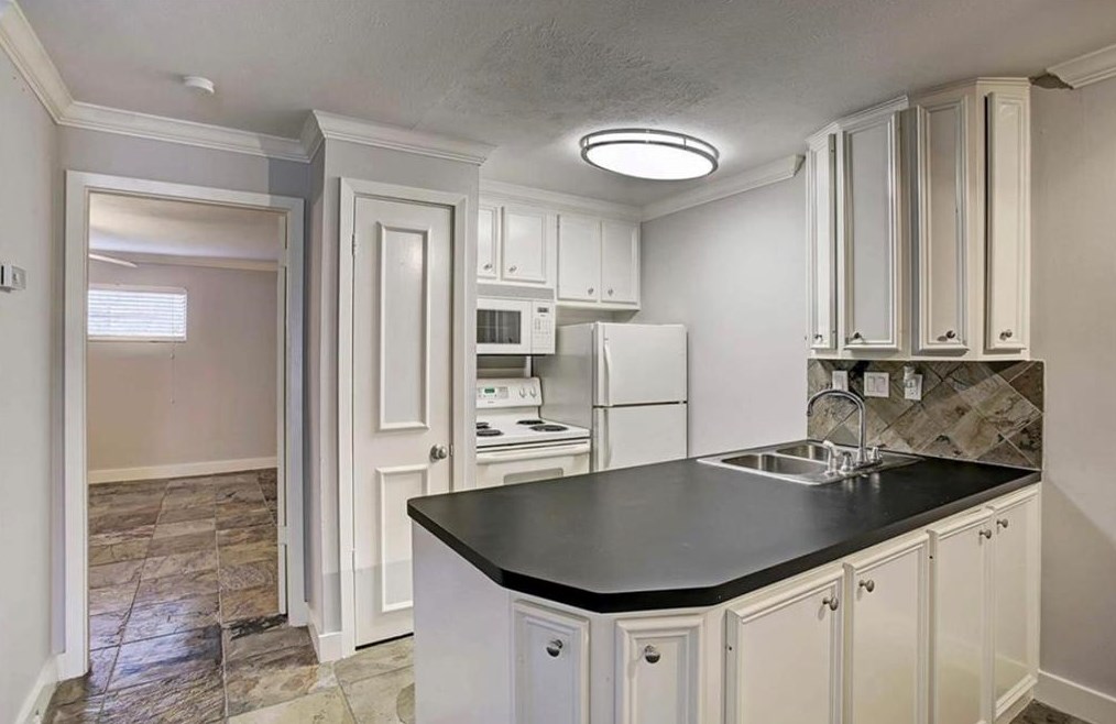 2322 Richton St #7, Houston, TX 77098