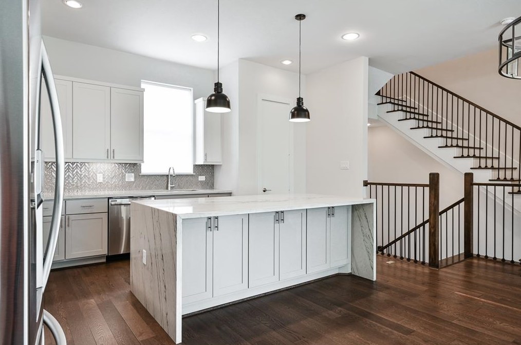 1509 Hickory St, Houston TX  77007-4128 exterior