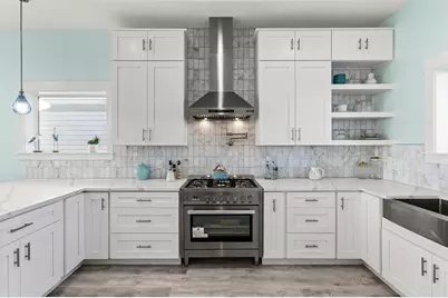 9417 Vista Bella, Galveston, TX 77554 - Photo 16