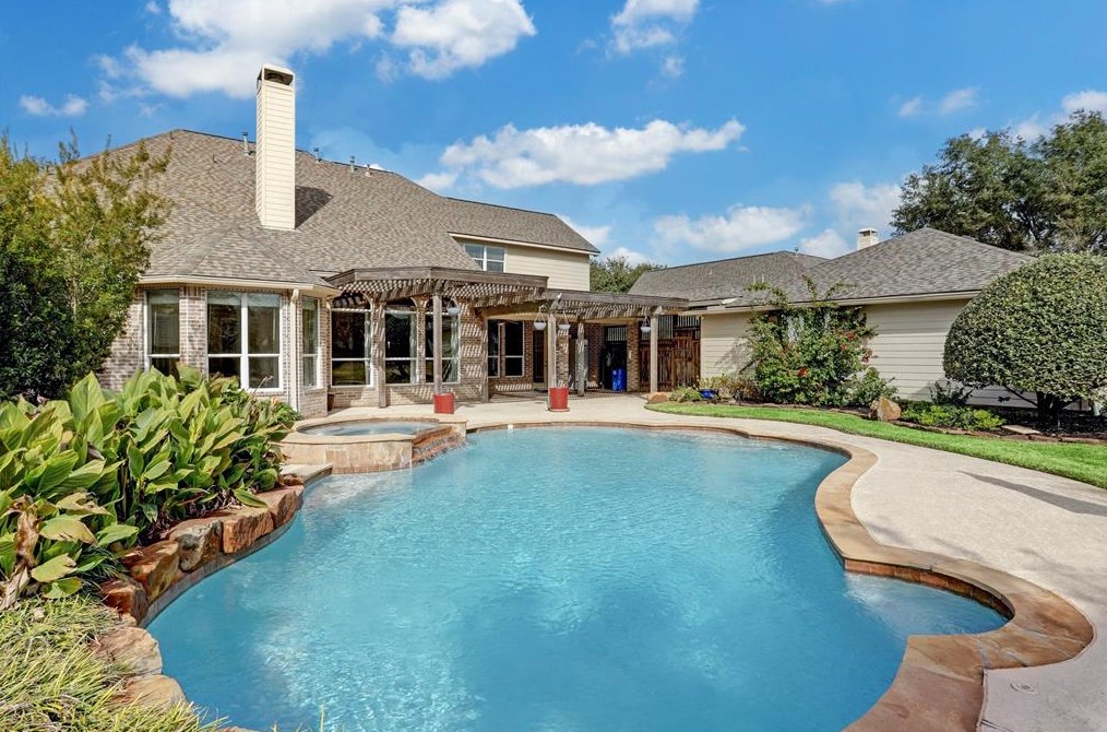 822 Lake Grayson Dr, Katy, TX 77494