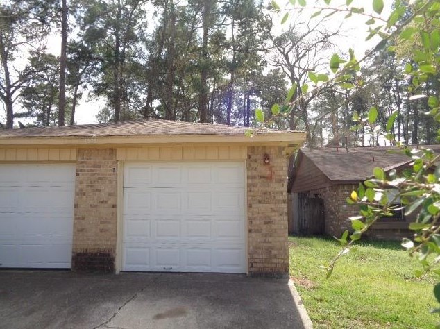 1616 Hazelwood St #b, Conroe, TX 77301