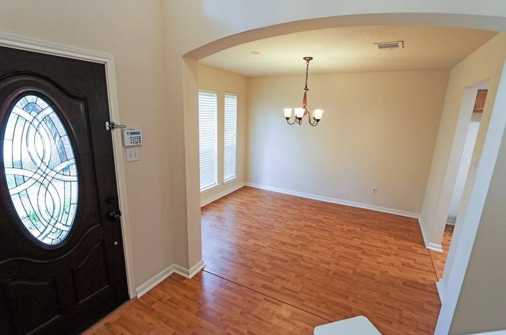 10439 N Fallen Bough Dr, Houston, TX 77041