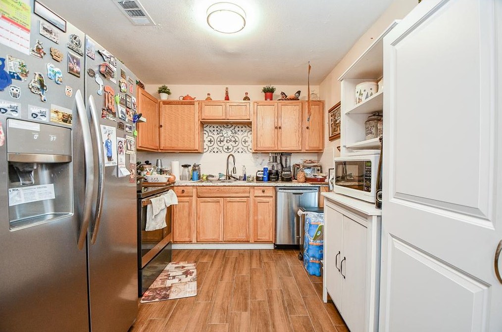 16138 Corsair Rd, Houston TX 77053-3444 exterior