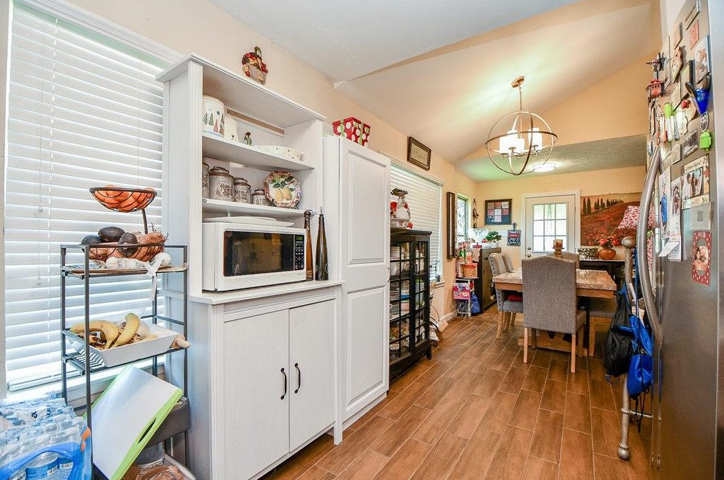 16138 Corsair Rd, Houston TX 77053-3444 exterior