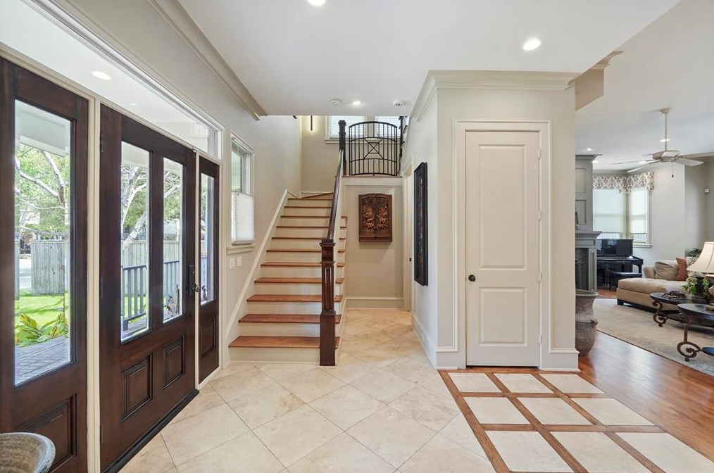930 24th St, Houston TX  77009-1710 exterior