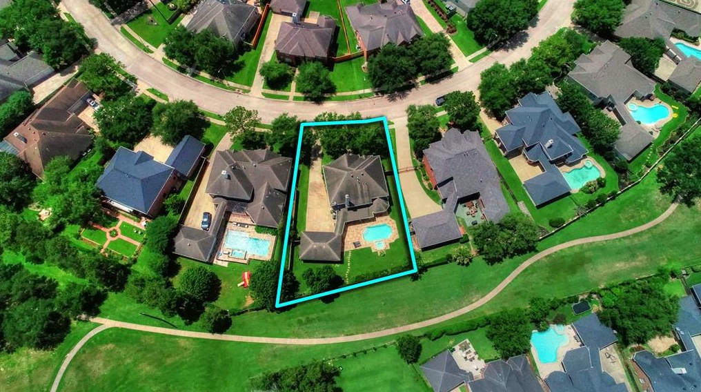 5310 Indian Shr Ln, Houston TX  77041-4299 exterior