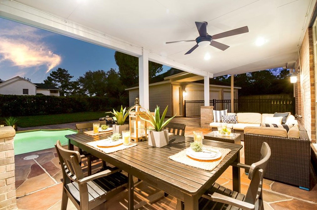 5310 Indian Shr Ln, Houston TX  77041-4299 exterior
