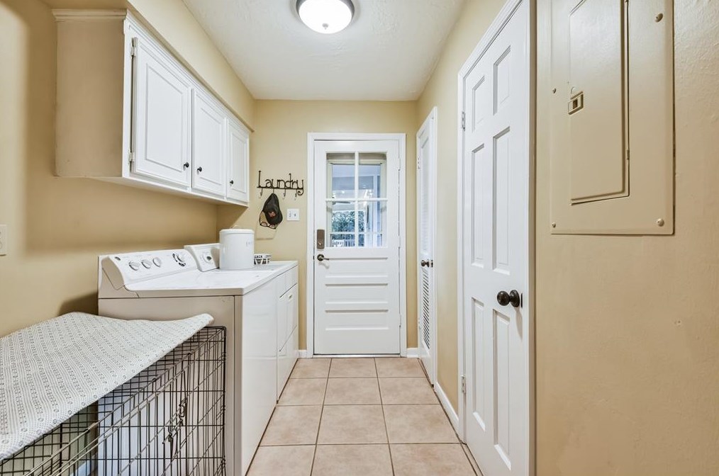 11915 Normont Dr, Houston TX  77070-2958 exterior