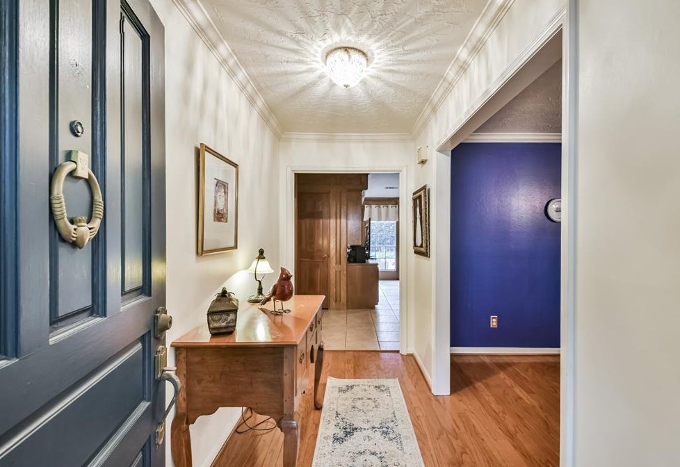 11915 Normont Dr, Houston TX  77070-2421 exterior