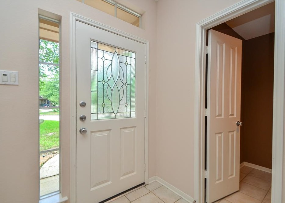11 Cider Mill Ct, Spring TX  77382-5746 exterior