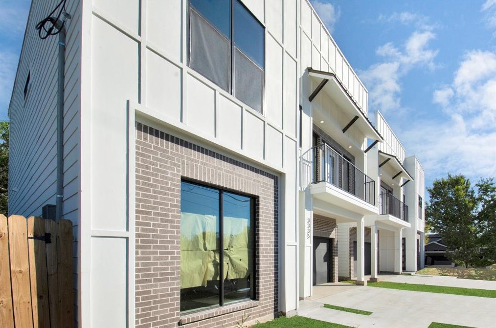 3335 Stassen St, Houston TX  77051-1250 exterior