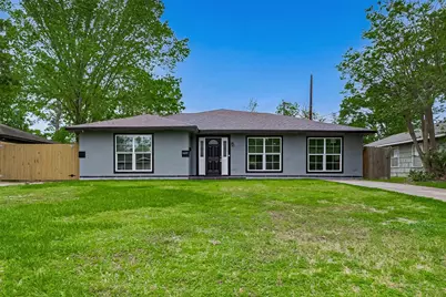 1425 Confederate Road, Houston, TX 77055 - Photo 1