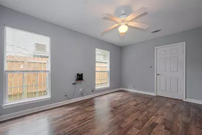 1425 Confederate Road, Houston, TX 77055 - Photo 24