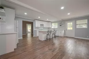 1425 Confederate Rd, Houston, TX 77055 - Photo 12