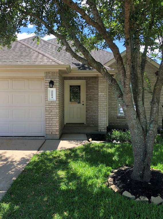 21554 Falvel Lake Dr, Spring TX  77388-2520 exterior