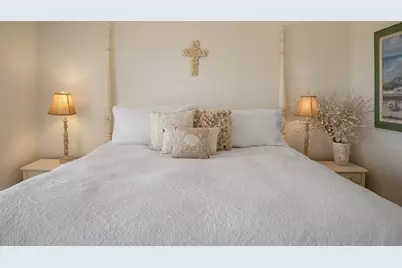 854 West Lane, Crystal Beach, TX 77650 - Photo 22