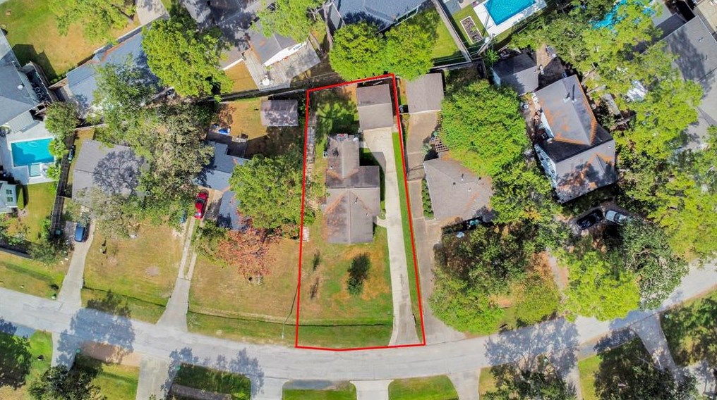 1054 41st St, Houston, TX 77018-5202