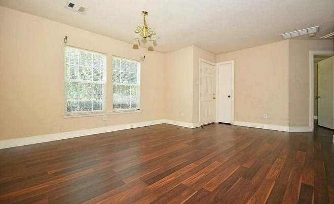 1528 Kew Garden Dr, Houston, TX 77047