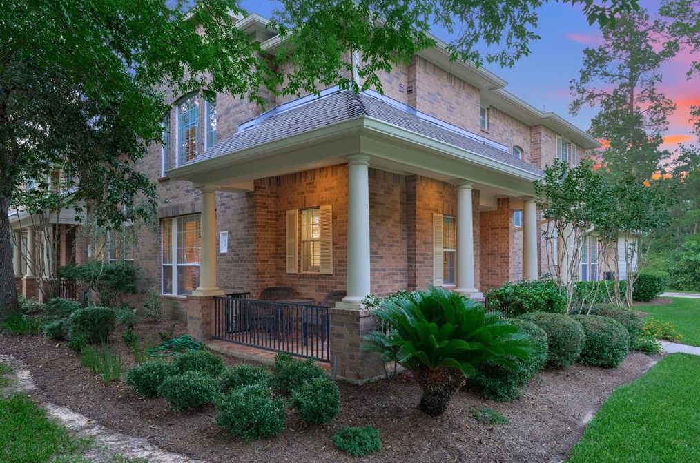 14 Crocus Petal St, Spring, TX 77382-2809
