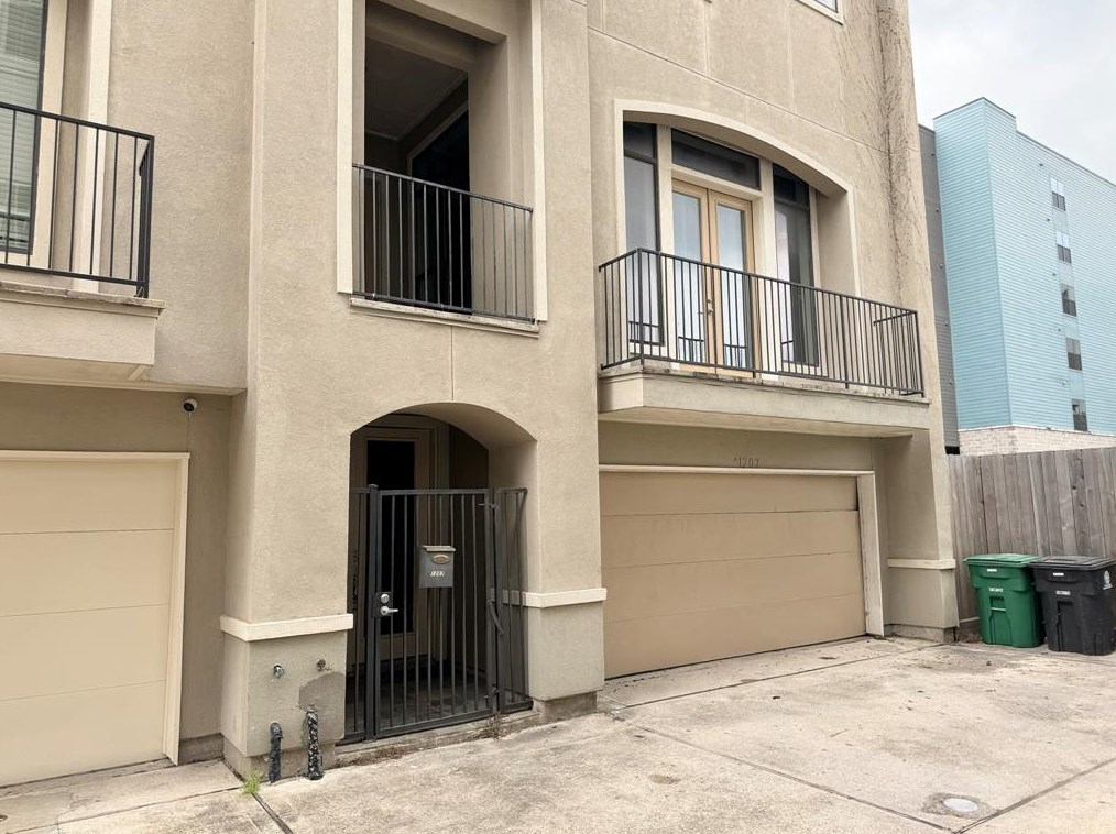 1207 Detering St, Houston, TX 77007-3103