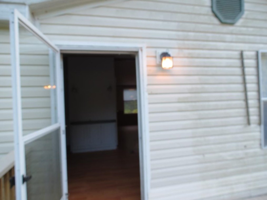 70 Hawthorne Rd, New Waverly TX  77358-3831 exterior