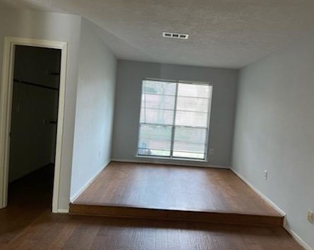 1326 Barrowgate Dr, Sugar Land TX  77498-2439 exterior