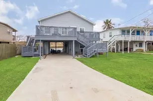 223 Leeward Way, Freeport, TX 77541 - Photo 2