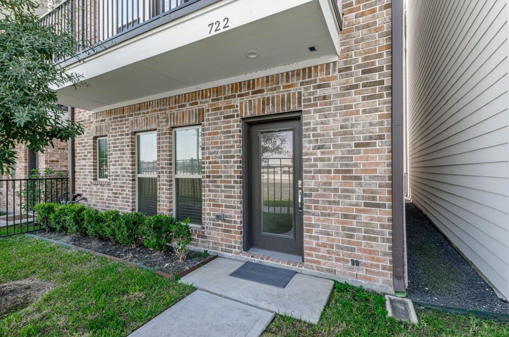 722 Clark St, Houston, TX 77020