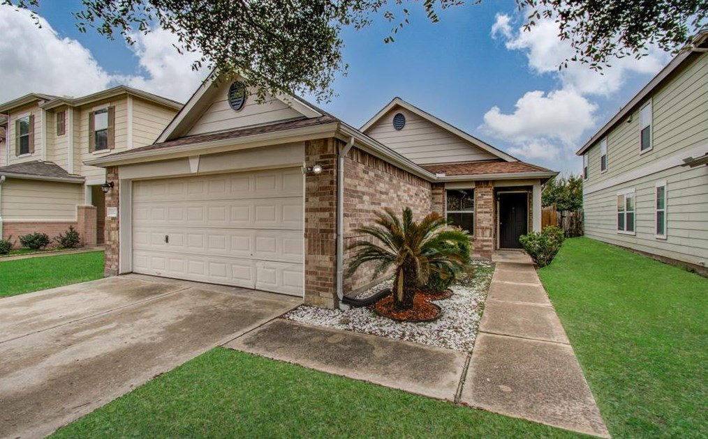 11123 Wild Goose Dr, Tomball, TX 77375