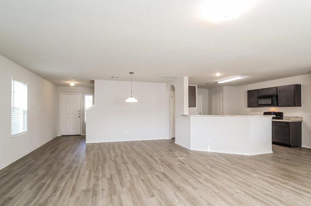 8631 Doris Oaks Cir, Houston, TX 77028