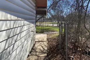 602 Brightwood Pl, San Antonio, TX 78209 - Photo 32